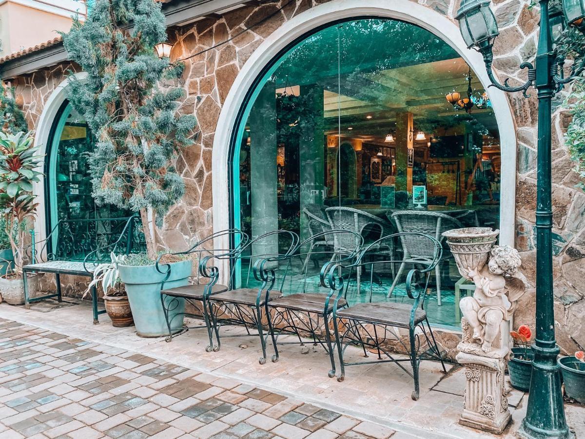 The Castello Resort Ko Lan Exterior photo